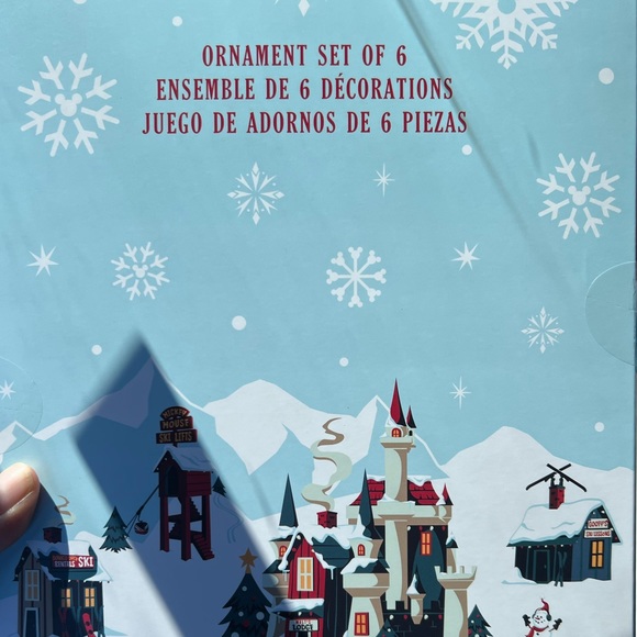 Disney store Walts Lodge with Mickey and Pals Christmas Ornaments set of… - Picture 8 of 8